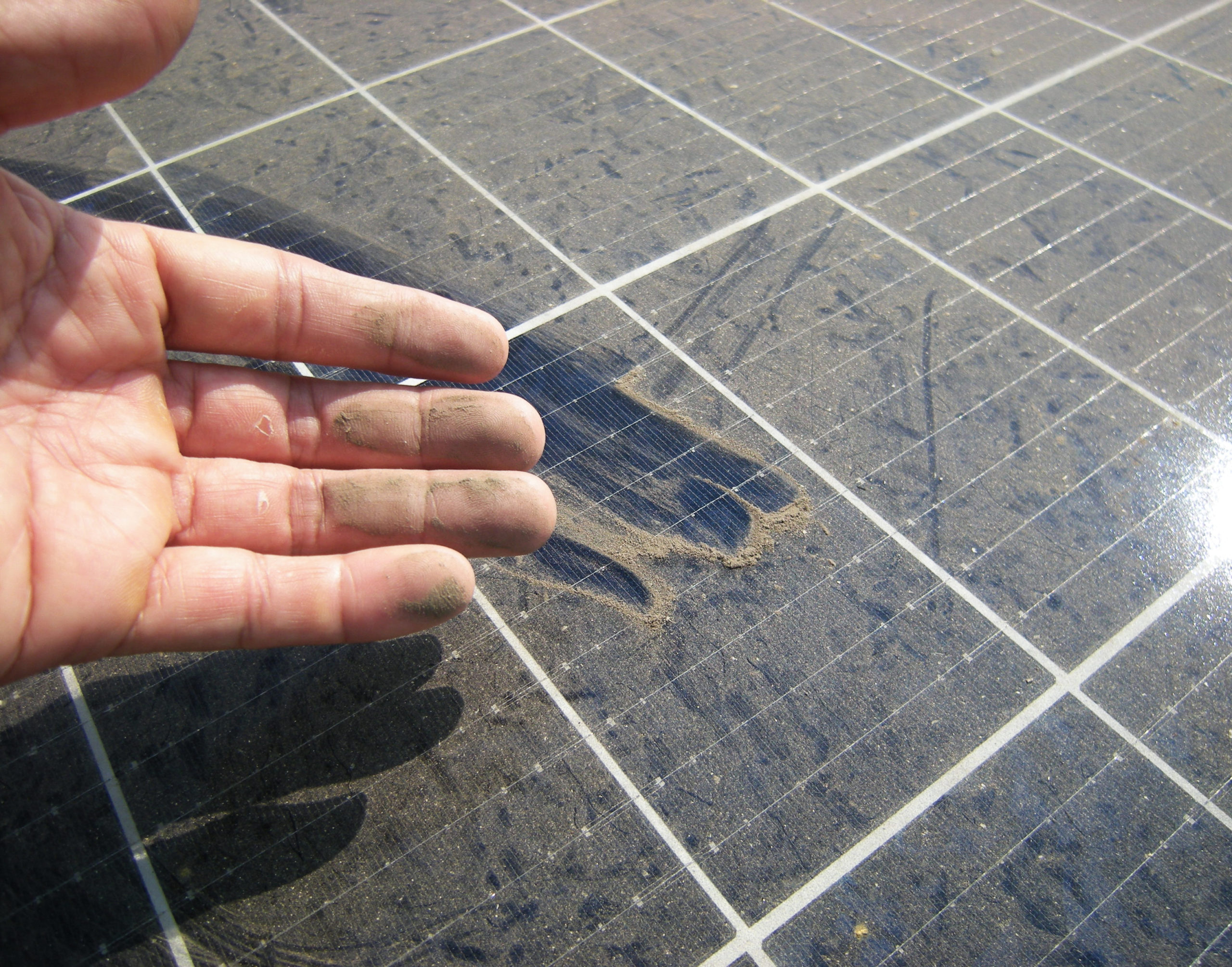 Solar Panel Maintenance and Aftercare Tips
